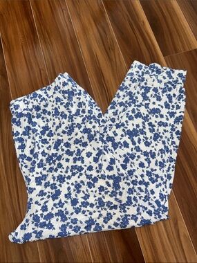 Large Old Navy Sunday Sleep pajama pants floral blue white